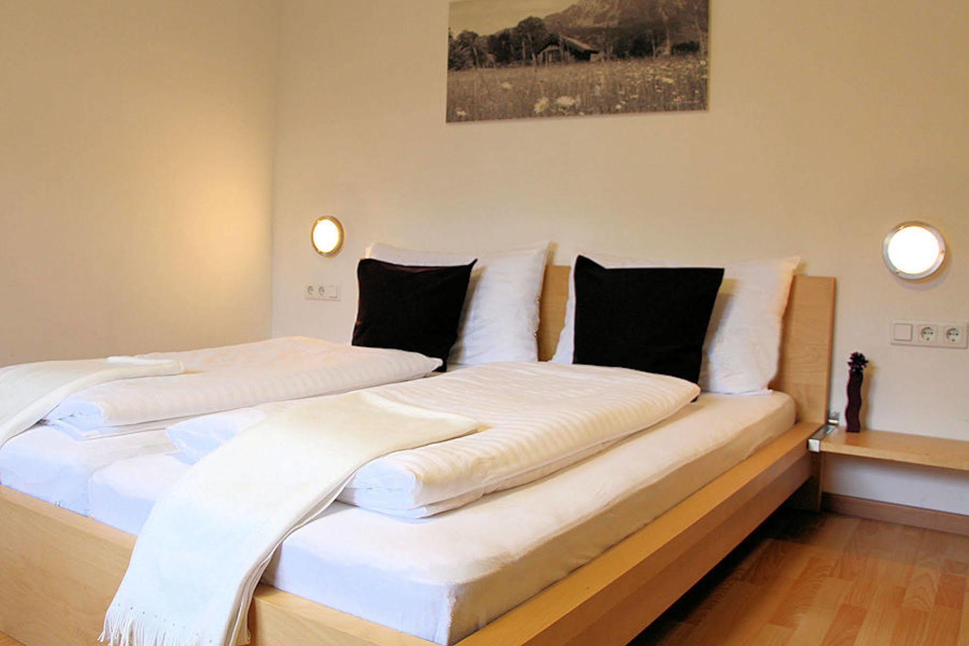Moida-Ferienwohnung Fügen Екстериор снимка